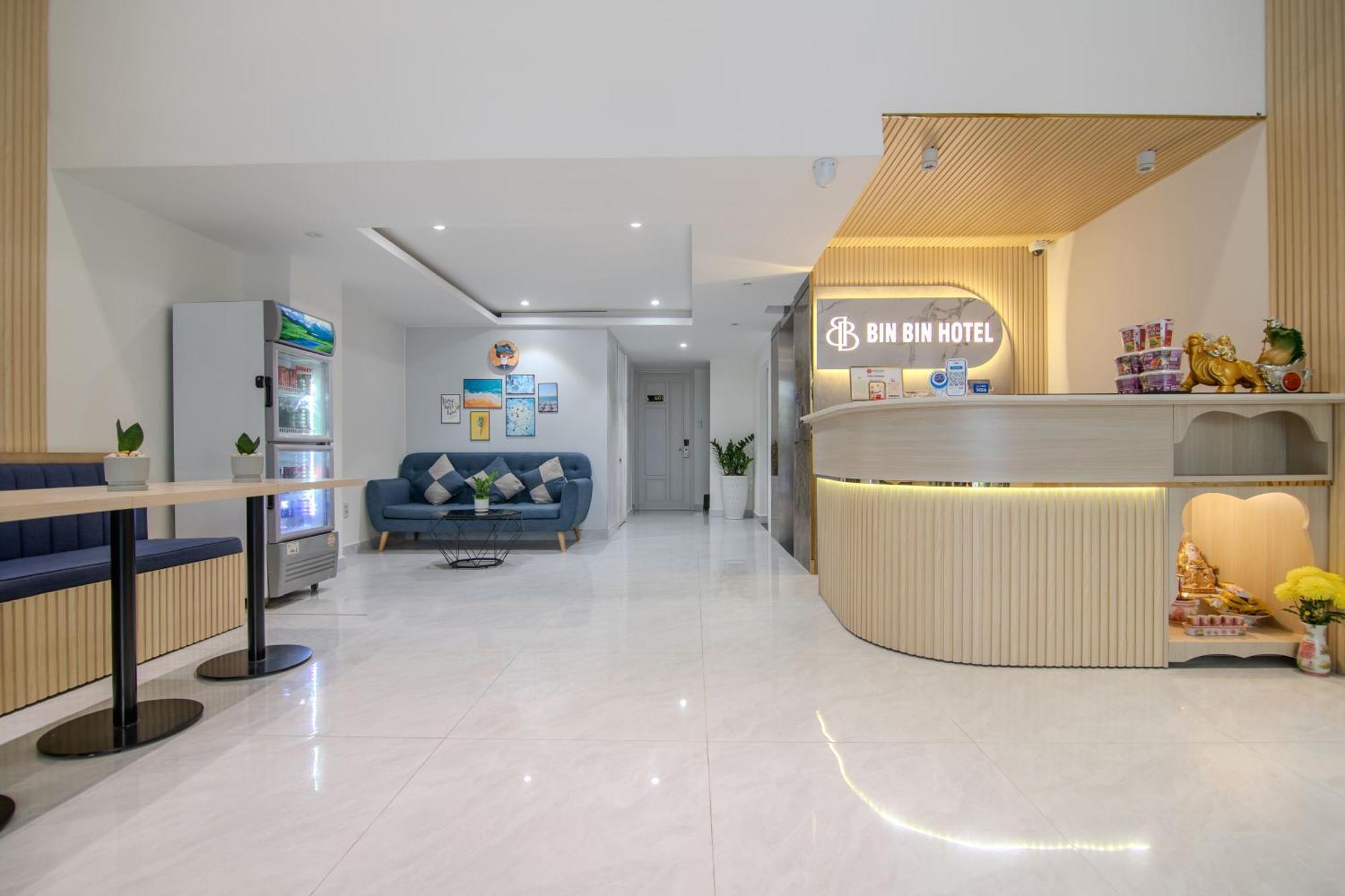 Bin Bin Hotel 6 - Near Secc D7 Хошимин Екстериор снимка