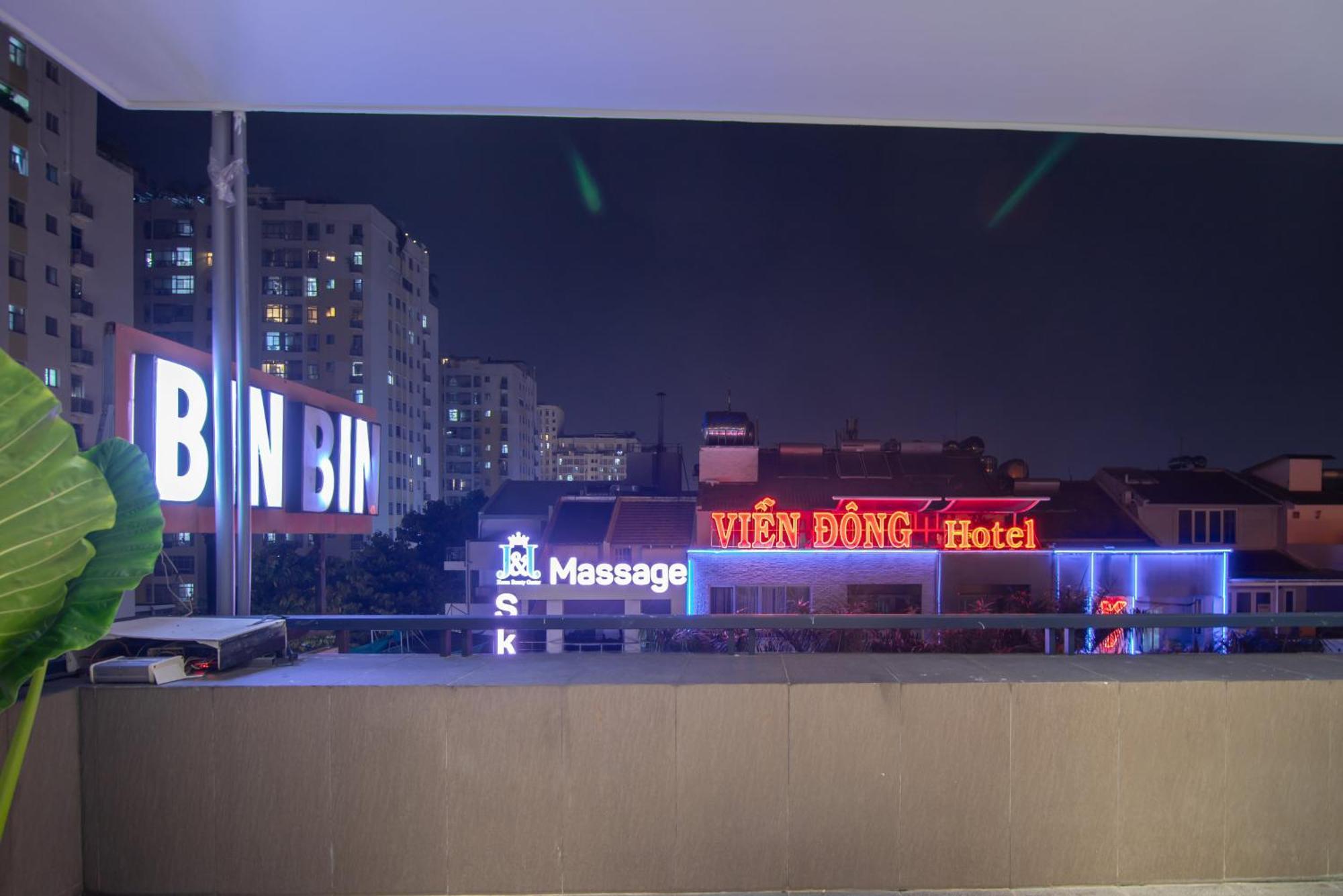 Bin Bin Hotel 6 - Near Secc D7 Хошимин Екстериор снимка